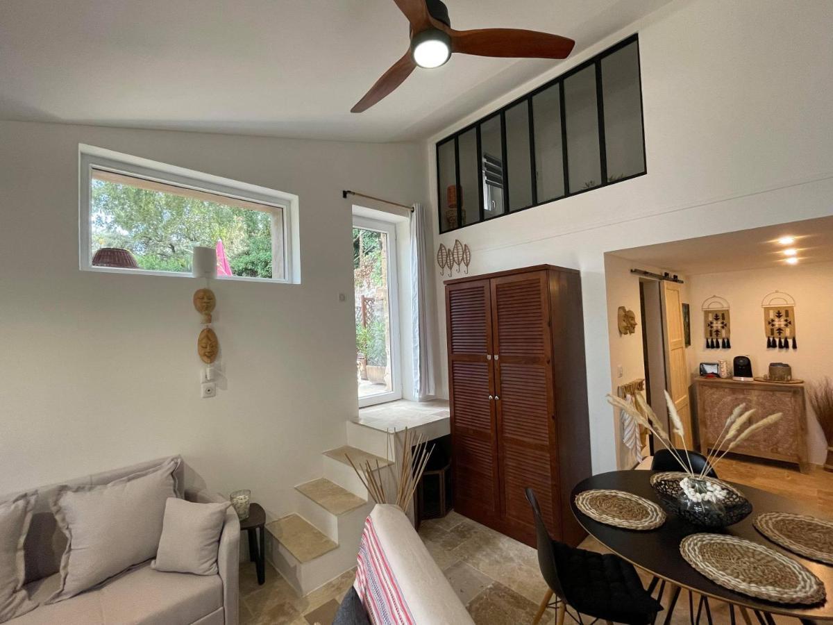 Jolie Annexe Du Mas Dans Le Coeur De La Garrigue Nimoise * Nimes