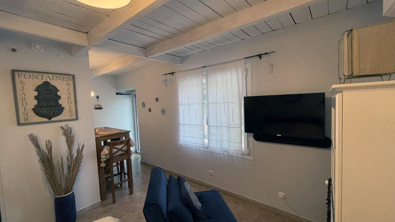 Jolie Annexe Du Mas Dans Le Coeur De La Garrigue Nimoise Holiday home