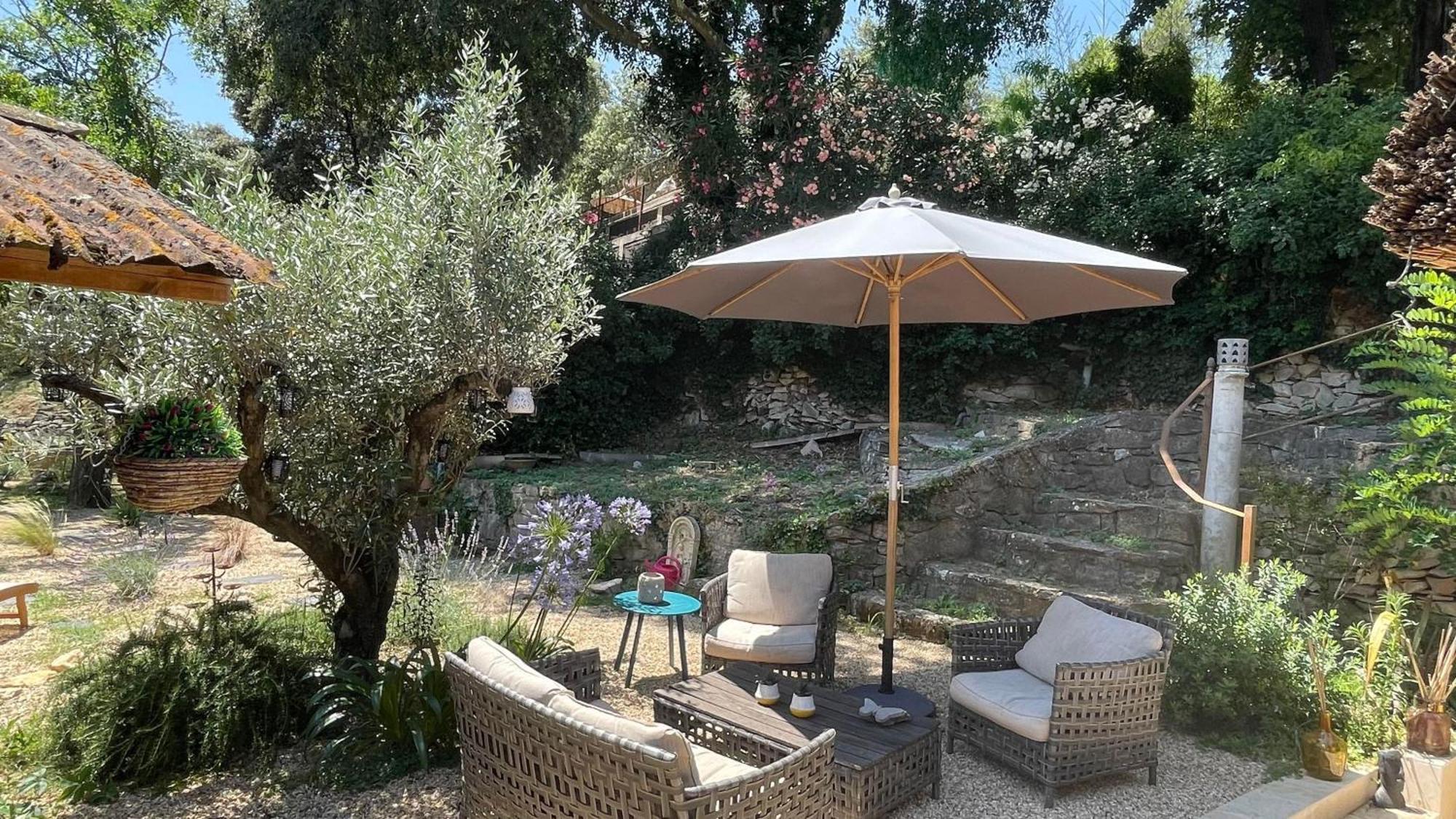 Jolie Annexe Du Mas Dans Le Coeur De La Garrigue Nimoise Holiday home Nimes