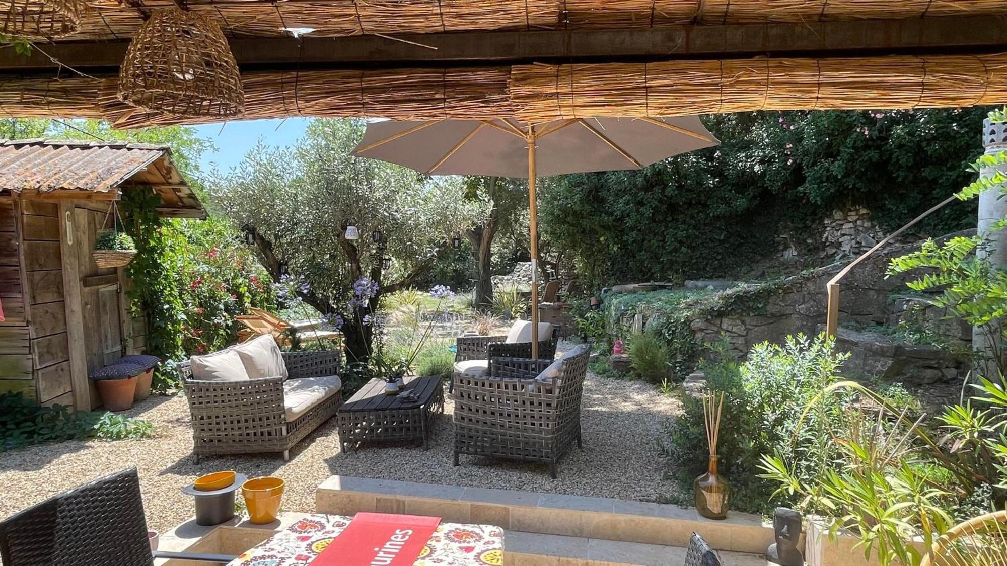 Jolie Annexe Du Mas Dans Le Cœur De La Garrigue Nîmoise