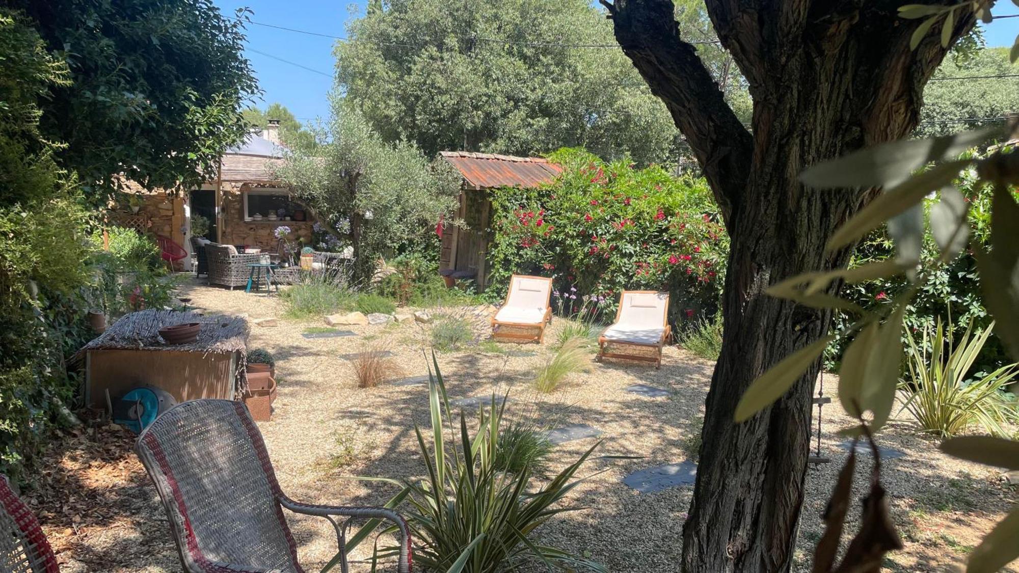 Jolie Annexe Du Mas Dans Le Cœur De La Garrigue Nîmoise Hébergement de vacances *